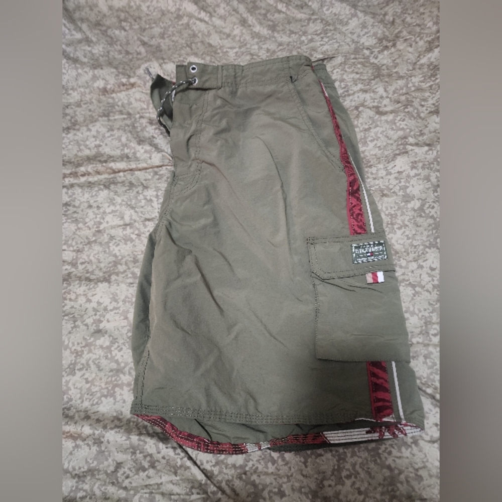 Men's Tommy Hilfiger Olive Swim Shorts with Cargo Style Size XL